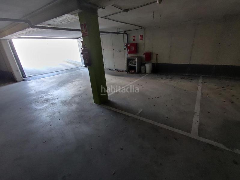 Foto 79297bd2-0510-418e-bff7-dda0144a0522. Parking voiture dans reina sofia 13-17 dans Zabalgana Vitoria - Gasteiz
