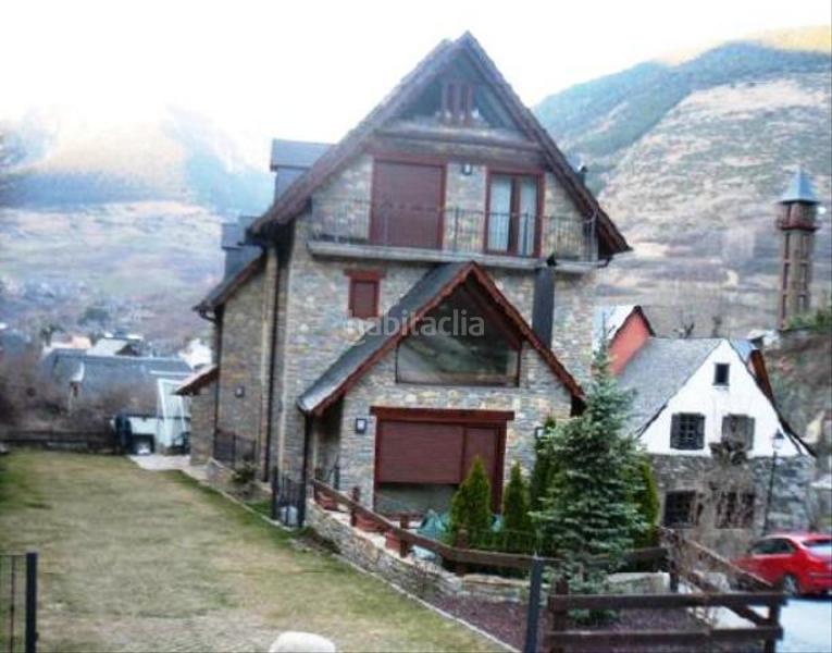 Foto 96125f94-3c59-4ae7-bb01-4941303202da. Parking coche en major 54 garaje en venta en Vielha Vielha e Mijaran