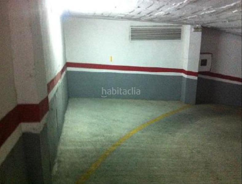 Foto c90f9837-fda5-4d8d-8cee-98ac77a795e2. Parking coche en regas 2 garaje en venta en Eixample Sabadell