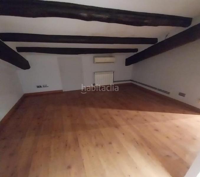 Foto 17b0a3d0-7f78-4e64-8d13-6a9c54338cb9. Piso en fius i pala 1 vivienda en venta en Barri Antic Manresa
