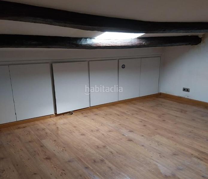 Foto 450396b5-65ef-40c6-88fc-c0a685887a40. Piso en fius i pala 1 vivienda en venta en Barri Antic Manresa