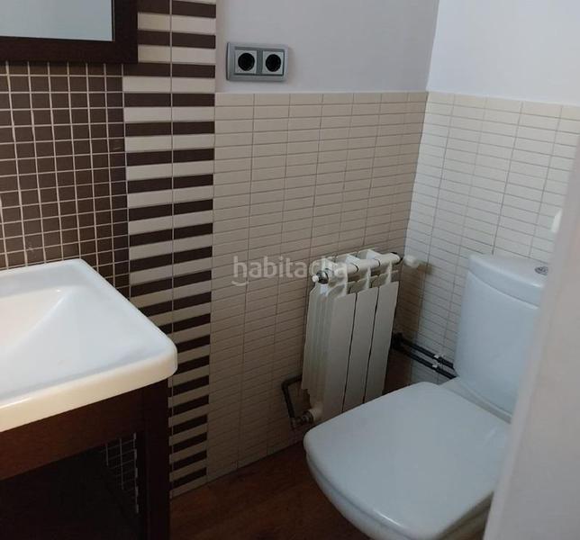 Foto 9f05e560-1788-4ec0-a2fb-7d3ac06bcd82. Piso en fius i pala 1 vivienda en venta en Barri Antic Manresa
