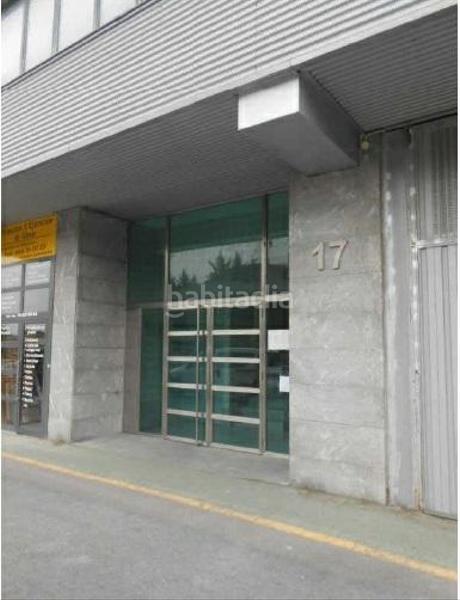 Foto 8e7b2ae9-abc5-4fd1-a759-1a0466c5e8a1. Aparcament cotxe a estación 17 a Lemoa