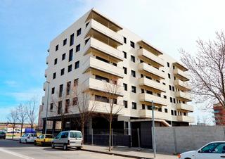 Aparcament cotxe a Pau masso 22. Garaje en venta