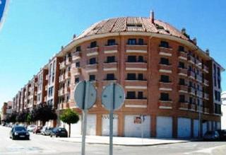 Aparcament cotxe a Miguel delibes 58-72. Garaje en venta