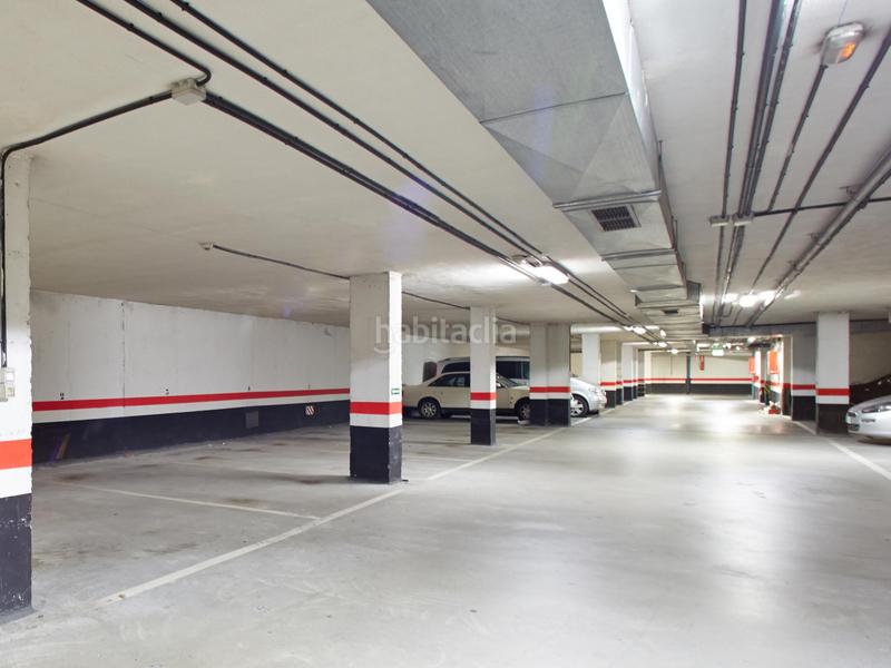 Foto d01cf73c-c971-4c6b-a271-2d13607a76e6. Parking voiture dans iturriza 39-47 dans Berriz