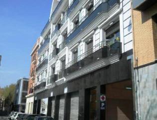 Aparcament cotxe a Tivoli 8-14. Garaje en venta