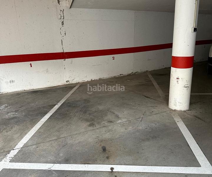 Foto d89eedcb-32a6-4b88-a93d-40da2d2e99c4. Aparcament cotxe a seis de diciembre 4 a Colmenarejo