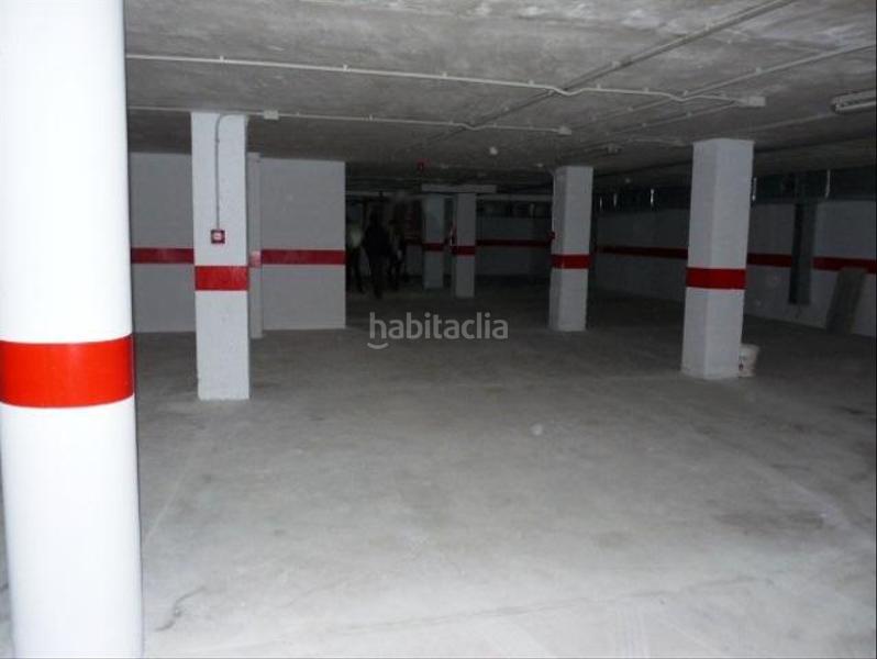 Foto 86303a1a-39b9-4f13-968d-4709ef5ead6c. Autoparkplatz in valencia 25 in Pego