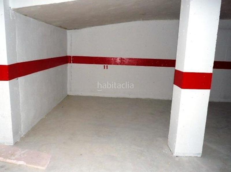 Foto be0b26d7-cd2e-4af2-a0a4-4aefc0132421. Autoparkplatz in valencia 25 in Pego