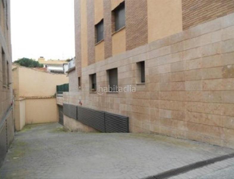 Foto 57bd158f-a7da-4070-9e3c-ed1171c01837. Parking coche en iglesia 18 garaje en venta en Sils