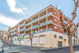Aparcament cotxe a Centcelles 4. Garaje en venta