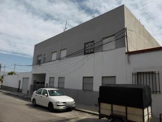Aparcament cotxe a Aurora 1. Garaje en venta