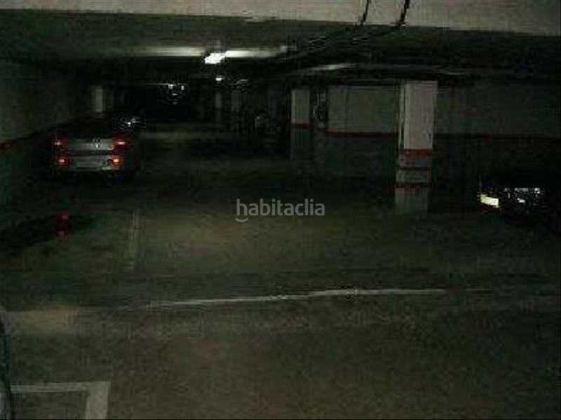 Foto cff10b7c-b4f0-413e-8224-e58bdaddd3b6. Aparcament cotxe a blas de otero 34 a Villaquilambre
