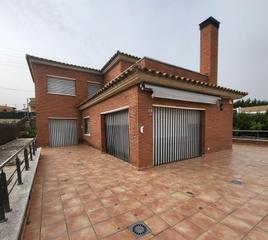 Casa en Dalia 28. Vivienda en venta