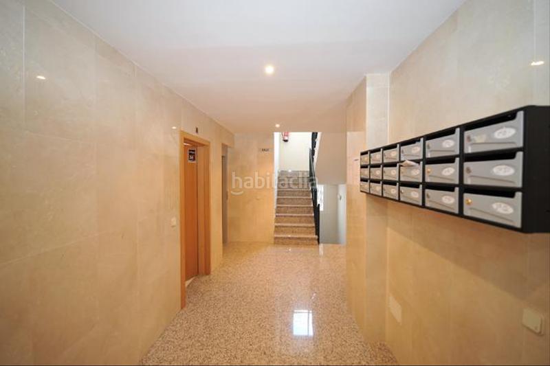 Foto c80c7156-2c0d-453c-8097-b704f3c7a915. Parking coche en higares 2 garaje en venta en Olías del Rey