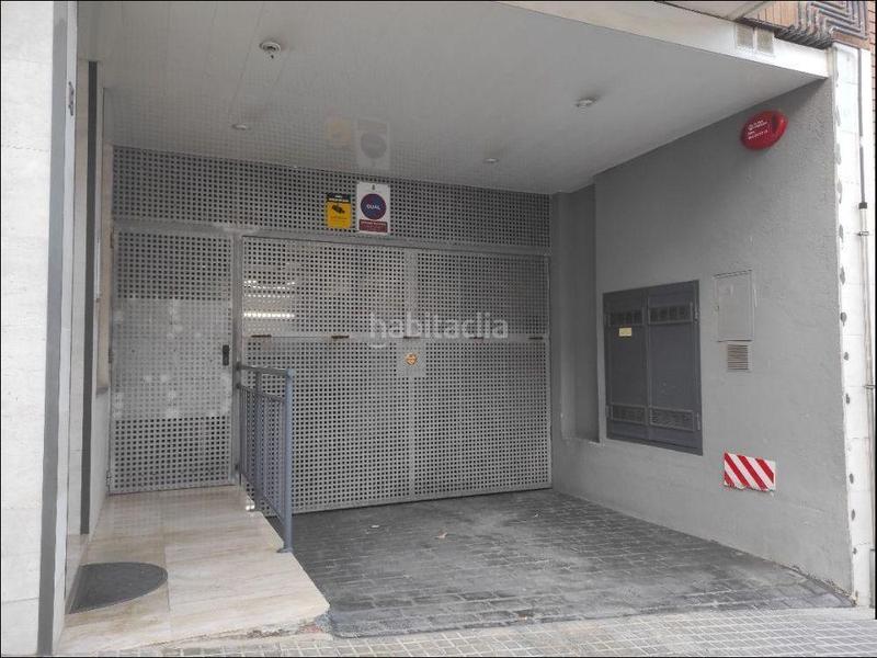 Foto 309a5b65-3d0e-4c9a-891d-5280971d4148. Autoparkplatz in Centre Rubí