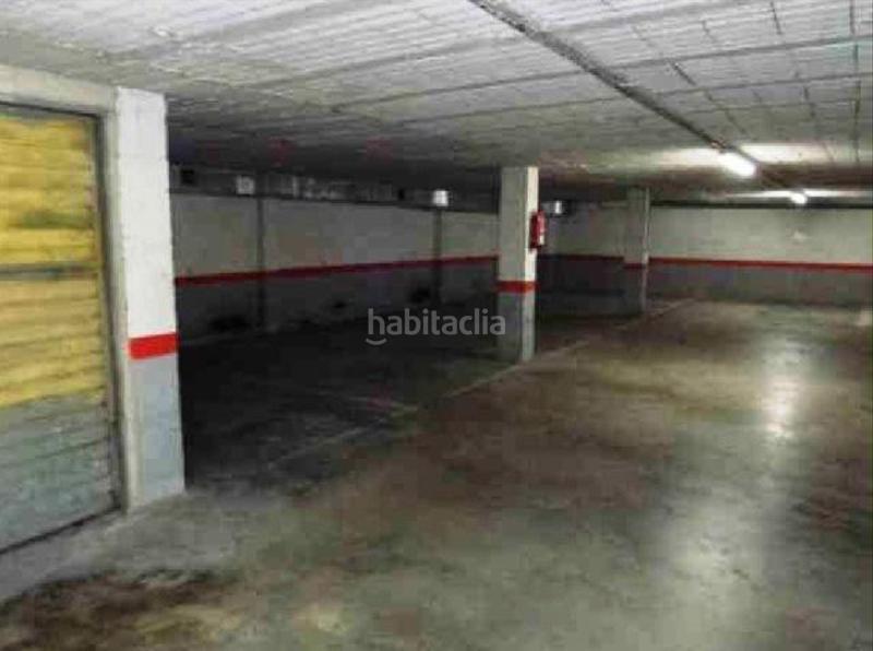 Foto 4699e985-a6db-4f44-8dd0-a23b8ac96490. Parking voiture dans cep 12 dans Centre Vendrell (El)