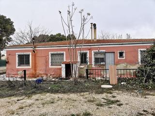Casa in Los prados, vial 4 s/n. Vivienda en venta