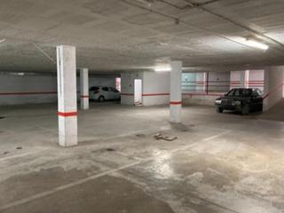 Aparcament cotxe a Cervantes 16. Garaje en venta