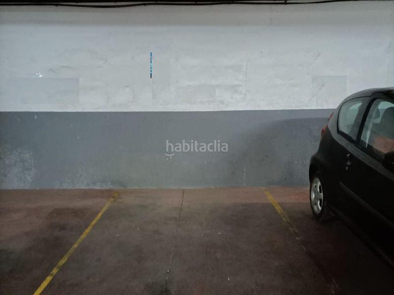 Foto 0b06bf46-6449-4243-a31a-56e1691dcd4b. Parking coche en rafael altamira 35 garaje en venta en Campello (el)
