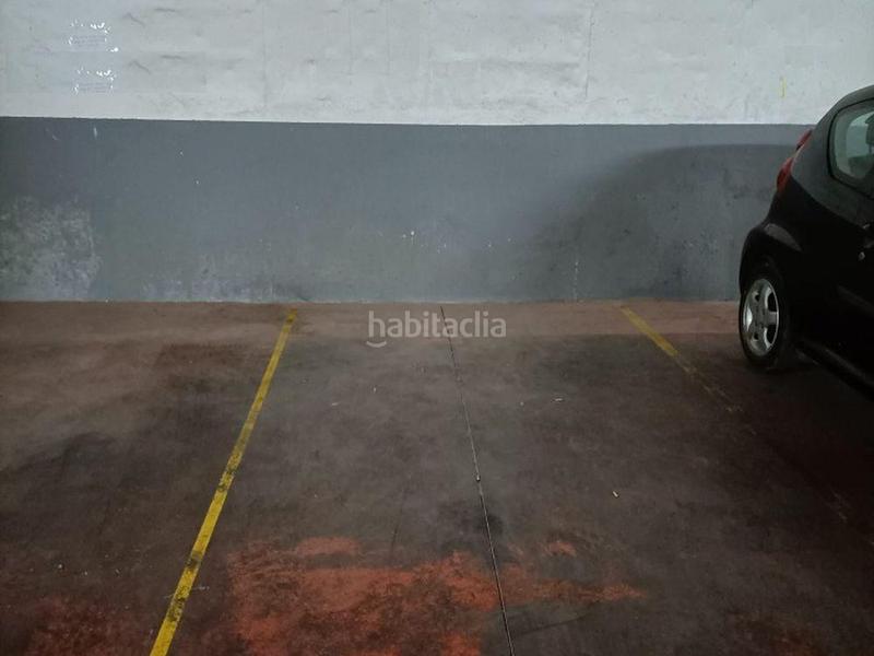 Foto 8563bed2-1a4f-4f9e-8894-b826e19aa40a. Parking coche en rafael altamira 35 garaje en venta en Campello (el)