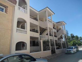 Aparcament cotxe a Azorín s/n. Garaje en venta