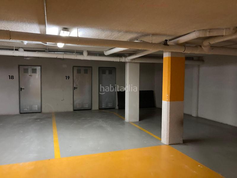 Foto 0bd397e6-54bd-4f7a-baf4-6e384f1c90f1. Aparcament cotxe a río molinos a Lardero