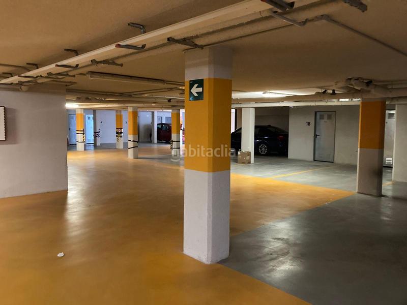 Foto 70dfc6f4-7316-4b19-8974-dab3d58ce1eb. Aparcament cotxe a río molinos a Lardero