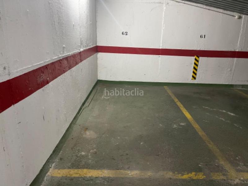 Foto 34379cf8-d918-4414-9acd-852a84f3ec78. Aparcament de moto a del licenciado 8 a Nuevo Parque - Los Rosales - Tráfico Pesado Huelva