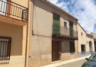 Casa a Cristo de la humildad 18. Vivienda en venta