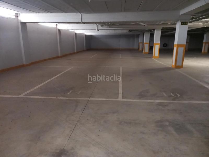 Foto ea387b4f-09a9-4b20-9271-14b4290760a6. Aparcament cotxe a fomento 12 a Pisa Mairena del Aljarafe