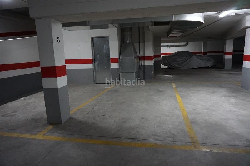 Foto 38e22a37-334f-4f74-980a-843ac427b3f2. Parking voiture dans federico garcia lorca 35 dans Estación Albacete