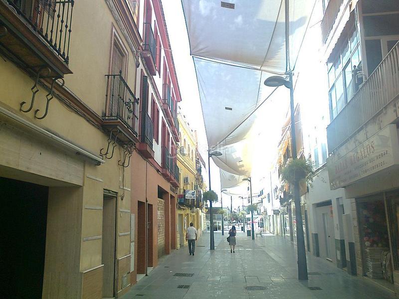 Foto 33047298-f6d7-4c8b-b121-2b283776aa0b. Motorradparkplatz in nuestra señora de valme 41 in Dos Hermanas