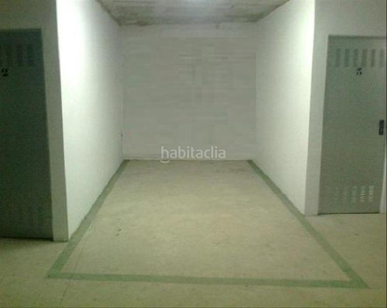 Foto 7f35fe9c-703c-4002-9188-46d635208982. Motorradparkplatz in nuestra señora de valme 41 in Dos Hermanas