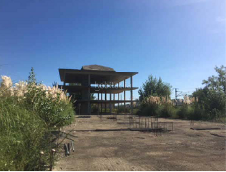 Foto d9c1db0f-887f-4119-a3db-50768312e80a. Edificio in mossen pere ribot 1 in Riells i Viabrea