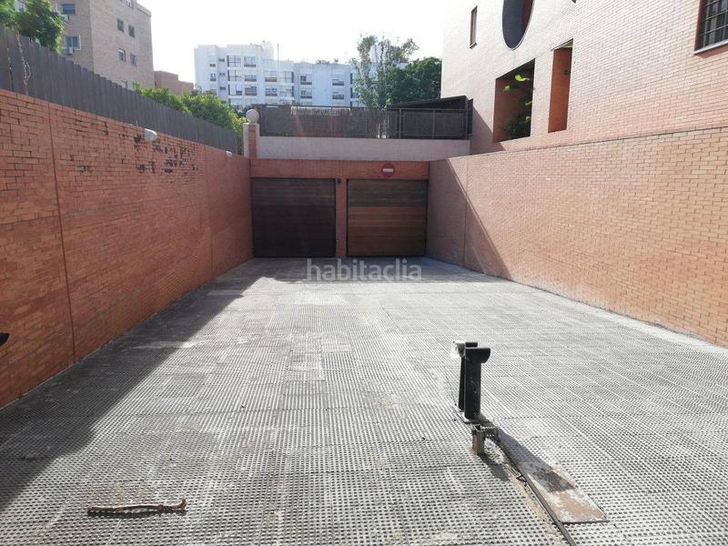 Foto bce47d3d-8529-43bf-ae9e-08e4501df720. Aparcament cotxe a cardenal bueno monreal 33 a Bami - La Estrella Sevilla