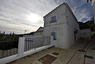 Casa a Aguayar 11. Vivienda en venta