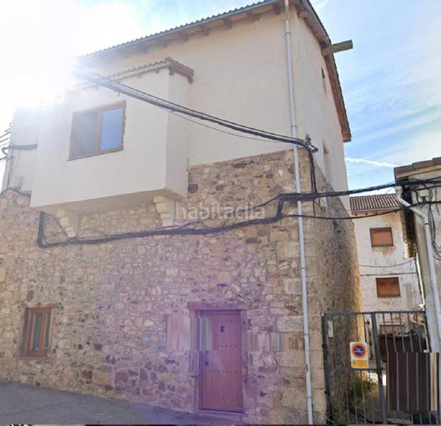 Foto 4642a8db-dccd-4304-8770-728aaba5180c. Casa en del pueblo 9 vivienda en venta en Barruelo de Santullán