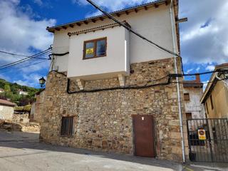 Casa a Del pueblo 9. Vivienda en venta
