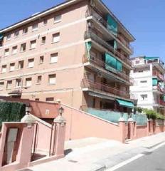 Car parking in Emigdio rodriguez pita 67. Garaje en venta