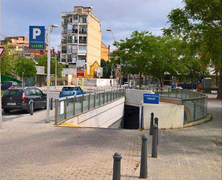 Foto 76e69f00-3124-4dbe-9334-ff626c8ff9b5. Aparcament cotxe a armenteres 19 a Centre-Can Nadal Sant Feliu de Llobregat