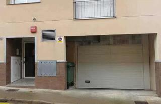 Aparcament cotxe a Bisbe serra 47. Garaje en venta