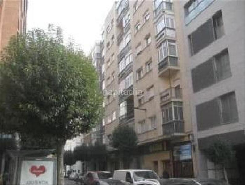 Foto df21c105-e0d5-43a9-a291-64e8de99b271. Parking coche en fidel recio 4 garaje en venta en Valladolid