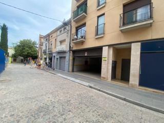 Aparcament cotxe a Jaume i 42-44. Garaje en venta