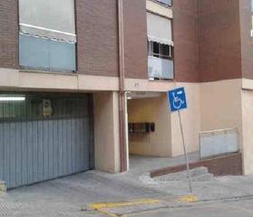 Aparcament cotxe a Coronel estrada 317. Garaje en venta