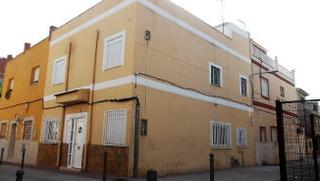 Building in Mare de deu de la cabeza 6. Edificio en venta