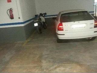 Aparcament cotxe a Rajolar 59. Garaje en venta