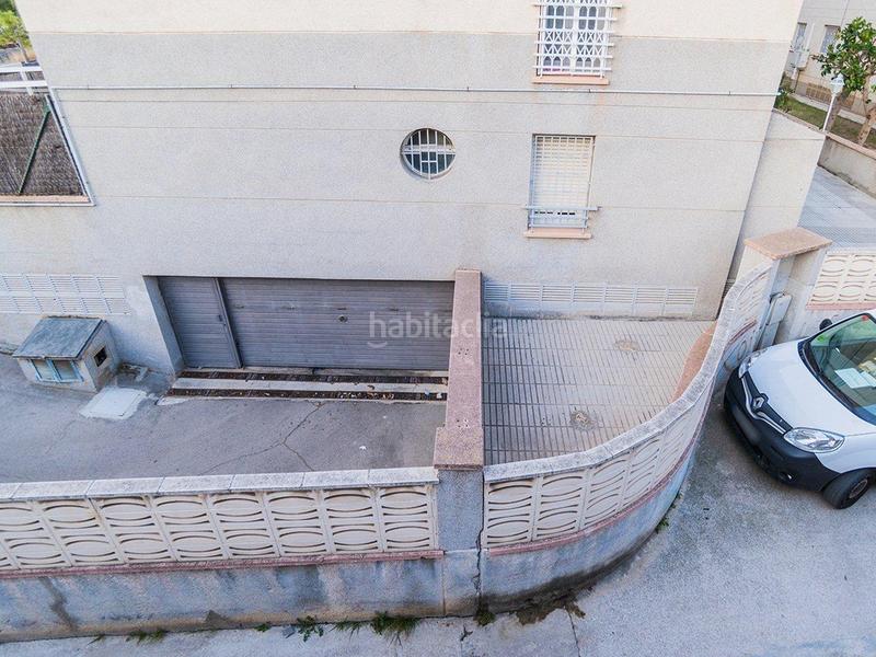 Foto 2cdf0ab9-9fe8-4a89-9e24-251b6c36d23b. Parking coche en juli cesar 17 garaje en venta en Cunit