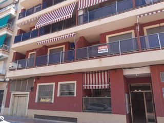 Aparcament cotxe a Ausias march s/n. Garaje en venta